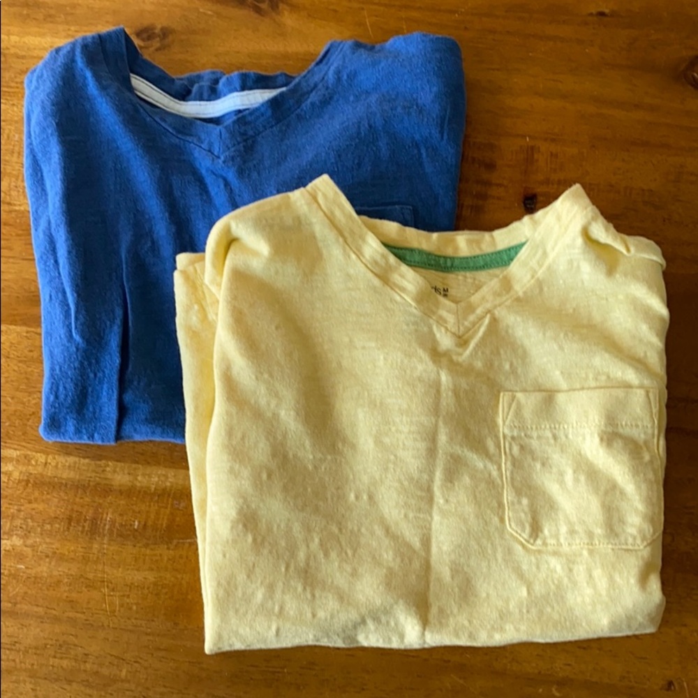 Bundle of gap tee shirts